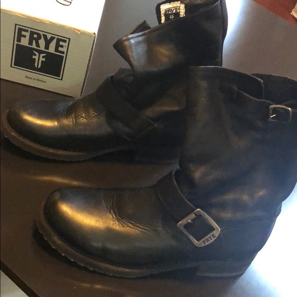 Frye Shoes - Frye Women’s Veronica Shortie Boots